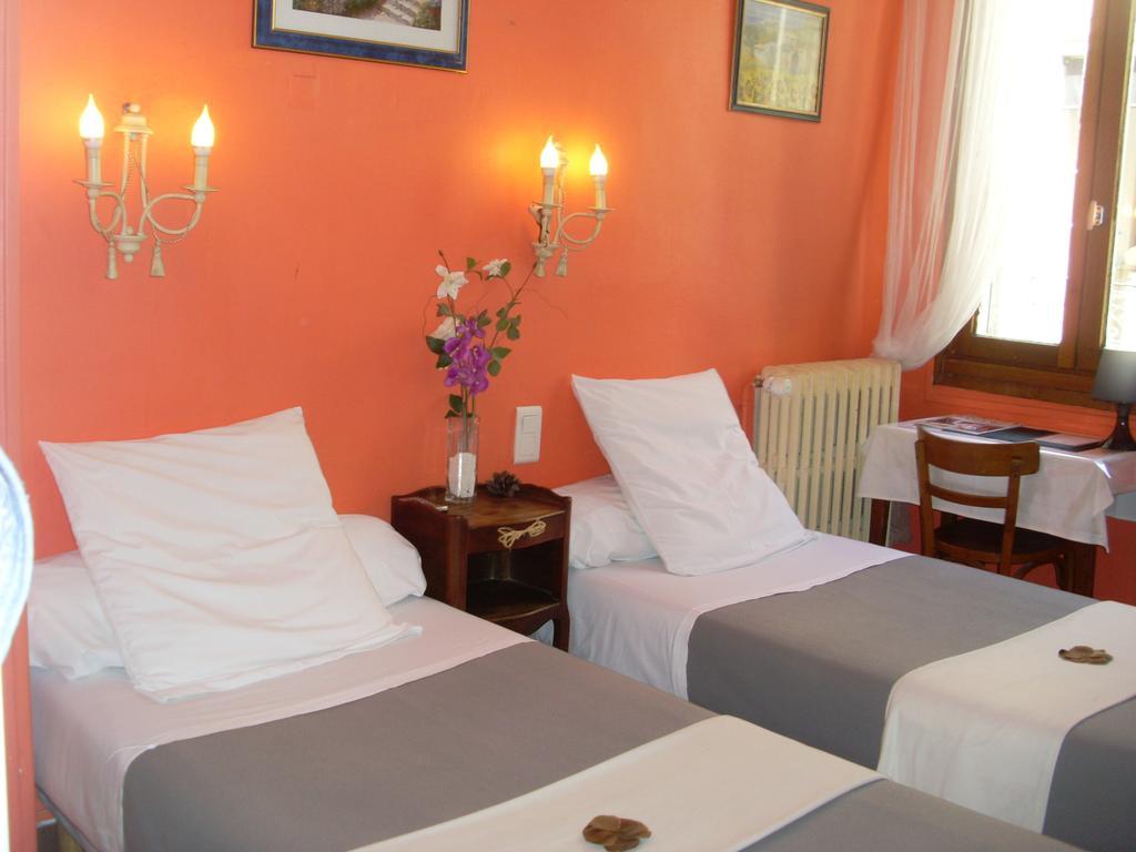 Hotel Innova Cardabella Avignone Esterno foto