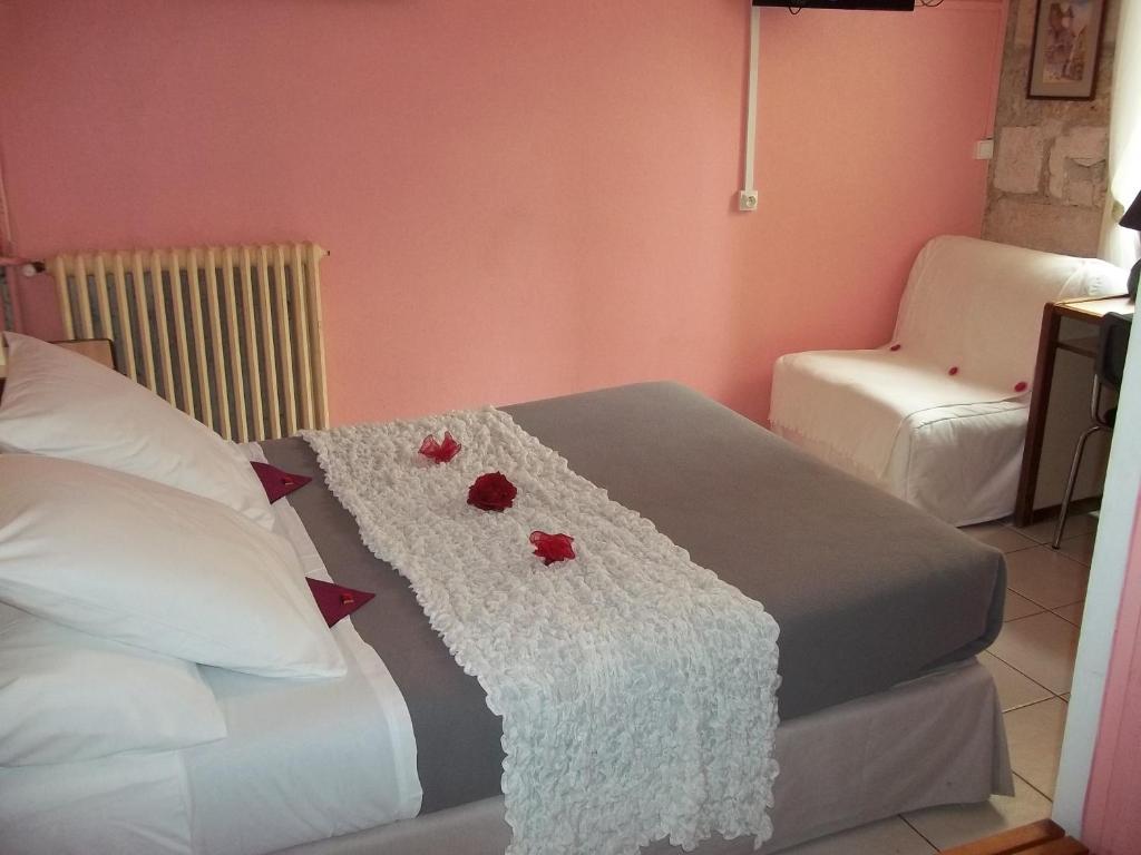 Hotel Innova Cardabella Avignone Camera foto