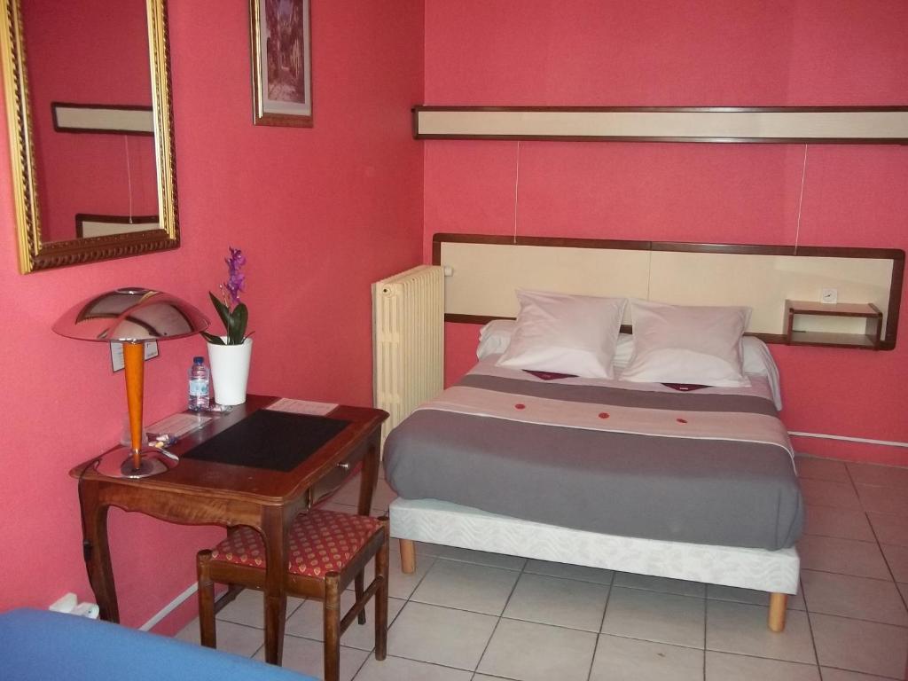 Hotel Innova Cardabella Avignone Camera foto