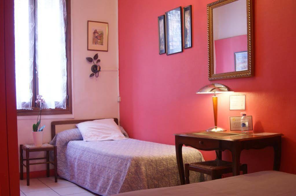 Hotel Innova Cardabella Avignone Esterno foto