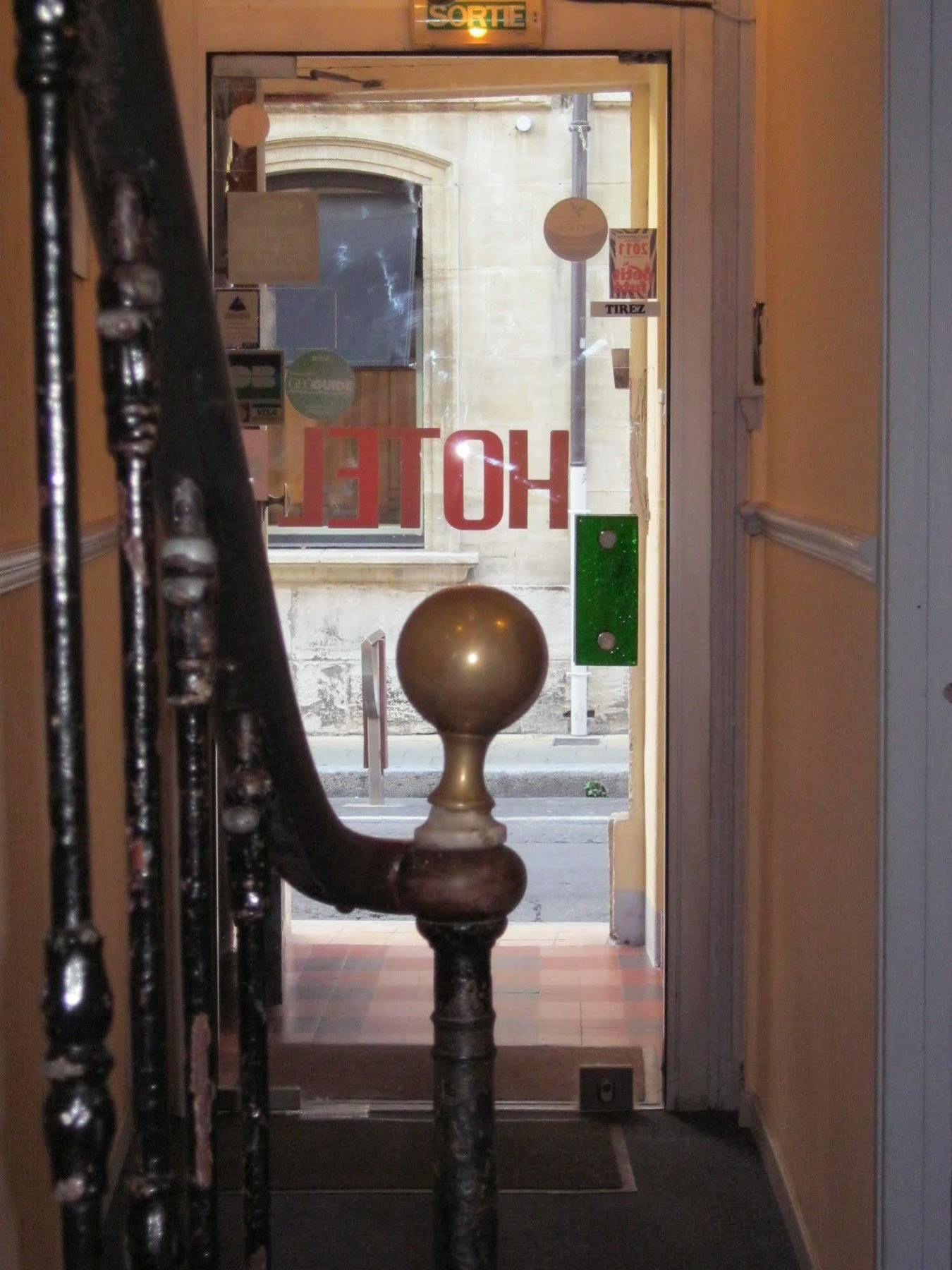 Hotel Innova Cardabella Avignone Esterno foto