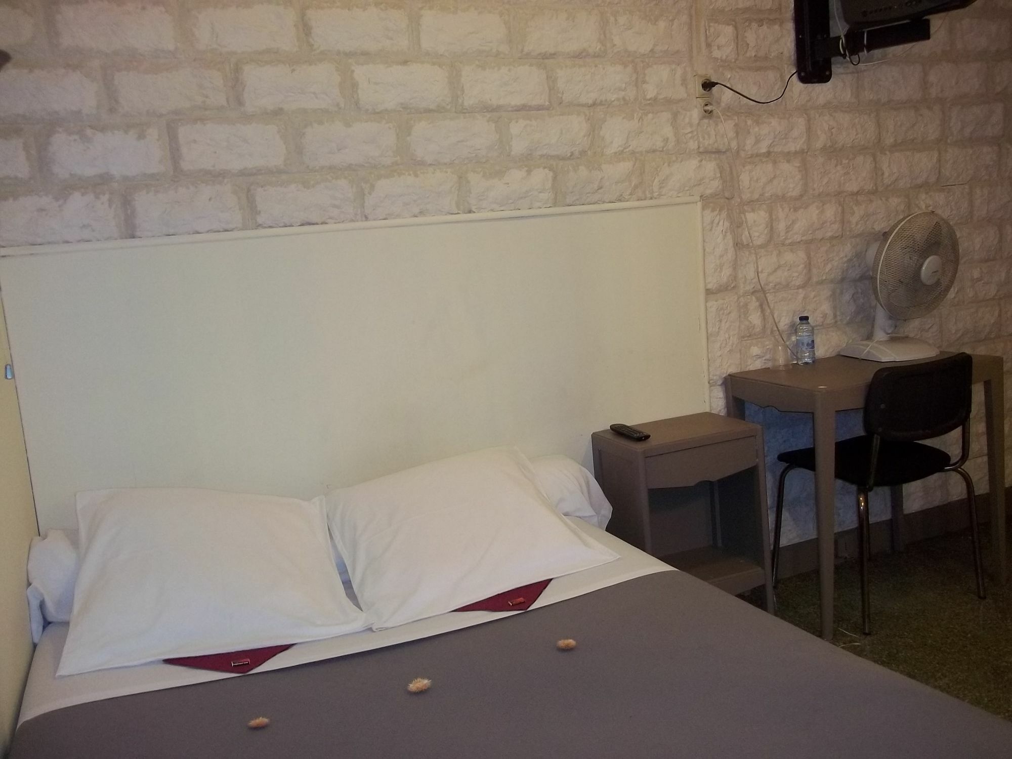 Hotel Innova Cardabella Avignone Esterno foto